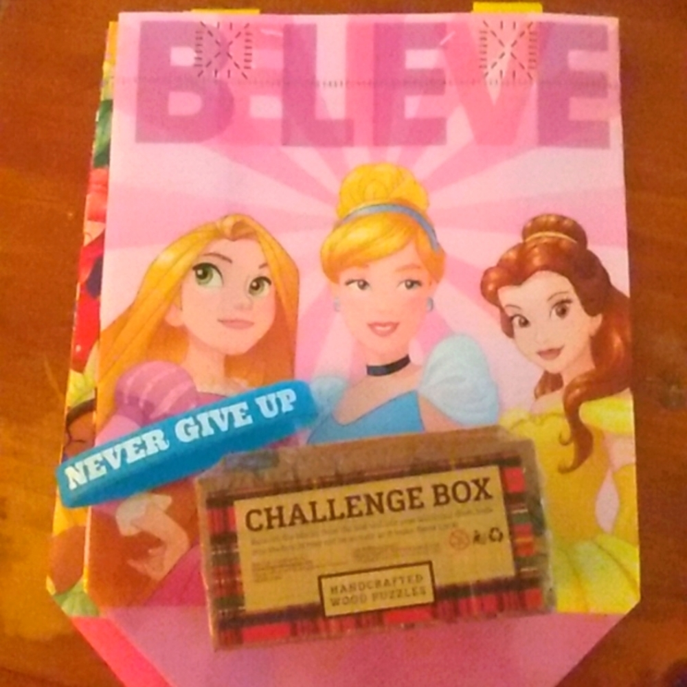 Challenge puzzle set